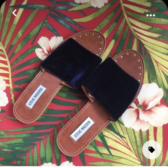 STEVE Madden mishelle navy blue velvet slides/ sandals with stud detail size 9m - Picture 1 of 7